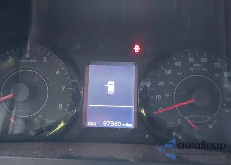 2017 Toyota Sienna Le 8 Passenger z USA, uszkodzony, nr VIN 5TDKZ3DC7HS840158